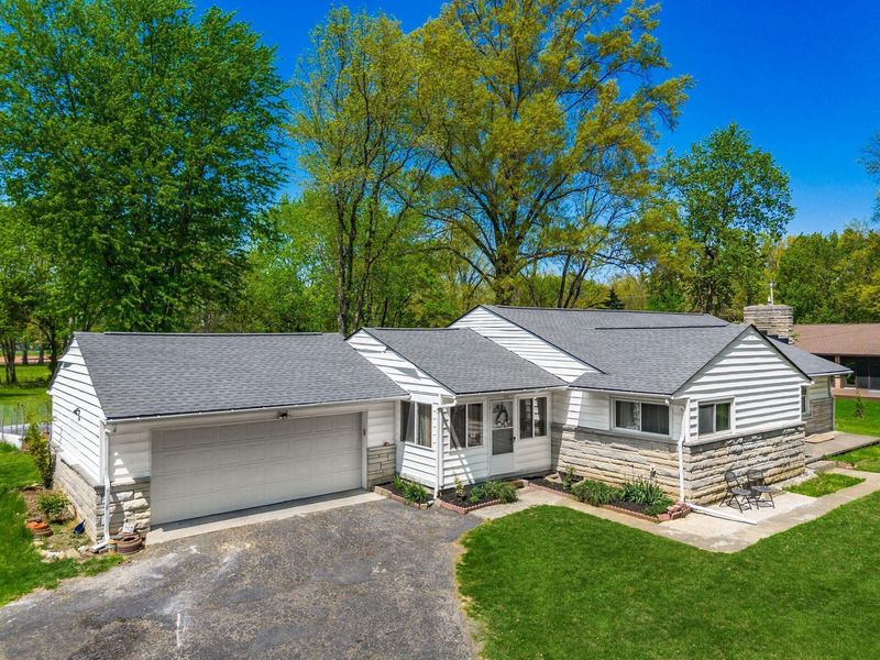 711 Country Club Road , Columbus, OH 43213 Photo 1