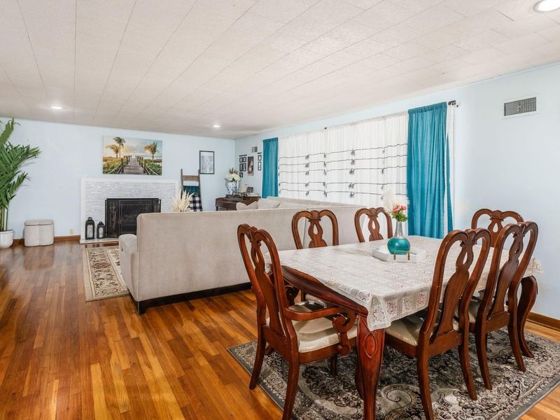 711 Country Club Road , Columbus, OH 43213 Photo 12