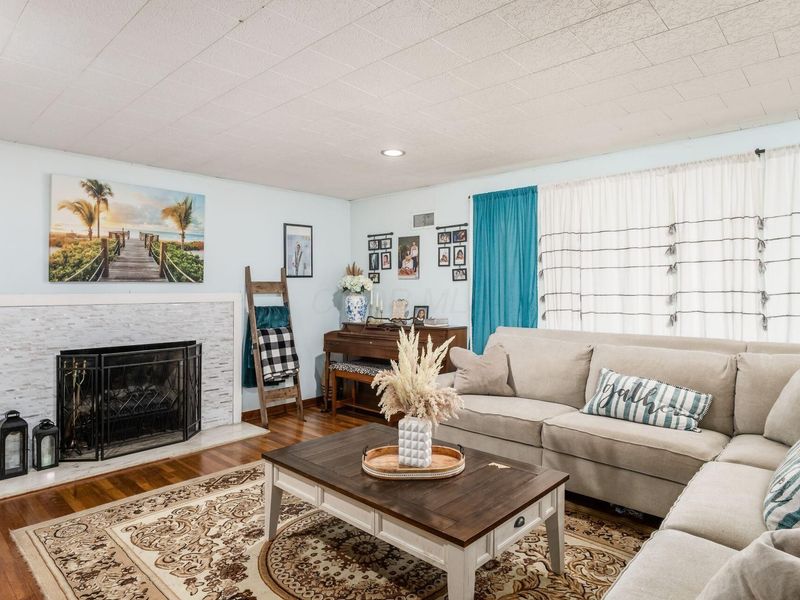 711 Country Club Road , Columbus, OH 43213 Photo 15