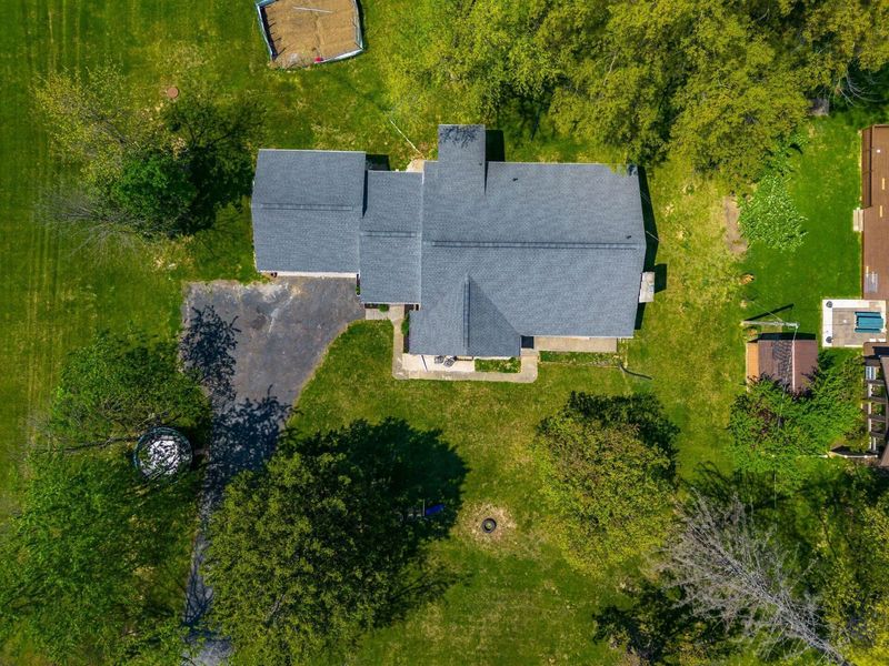 711 Country Club Road , Columbus, OH 43213 Photo 3