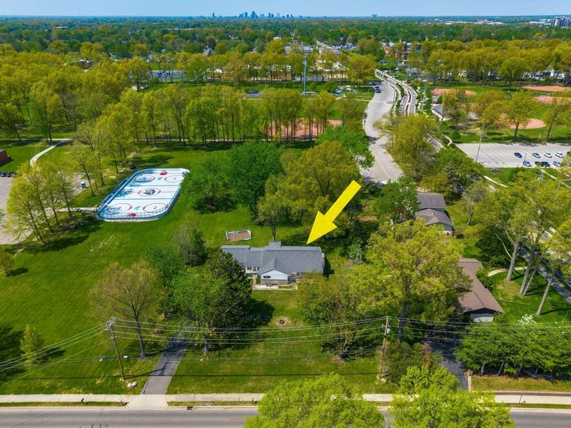 711 Country Club Road , Columbus, OH 43213 Photo 6