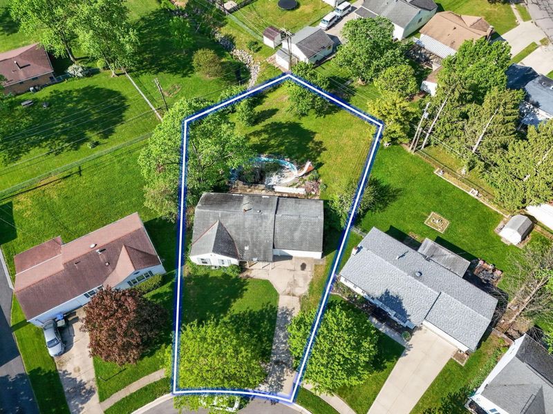 3937 Lexmont Road S, Columbus, OH 43228 Photo 2