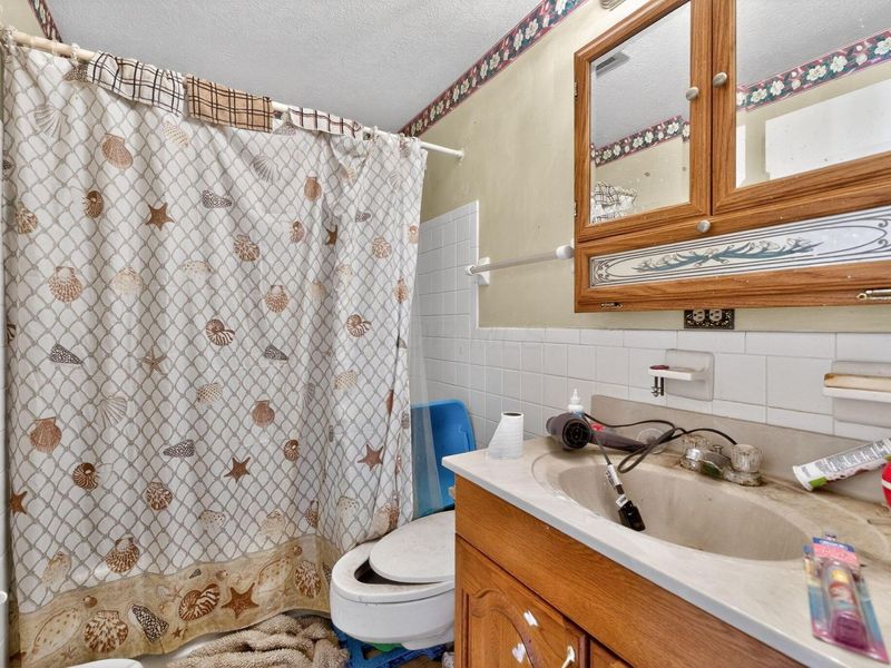 3937 Lexmont Road S, Columbus, OH 43228 Photo 27