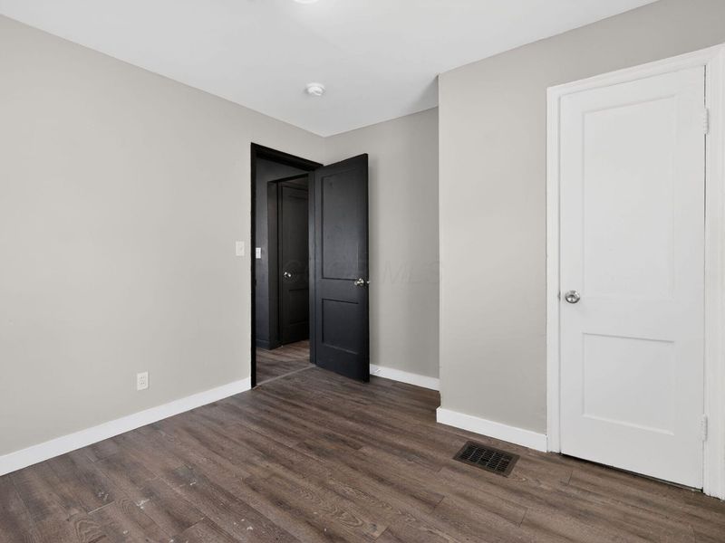 2899 McGuffey Road , Columbus, OH 43224 Photo 19