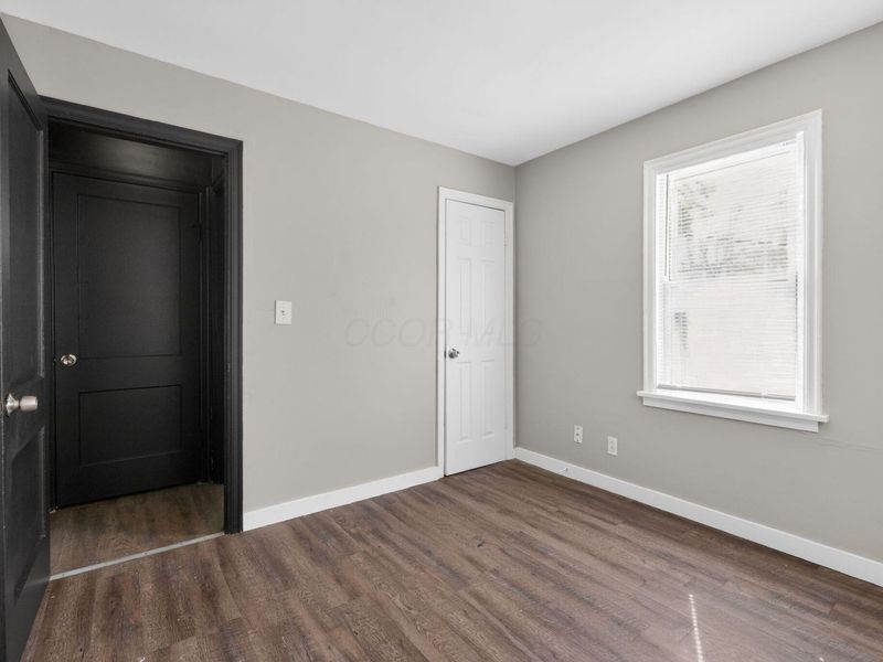 2899 McGuffey Road , Columbus, OH 43224 Photo 20