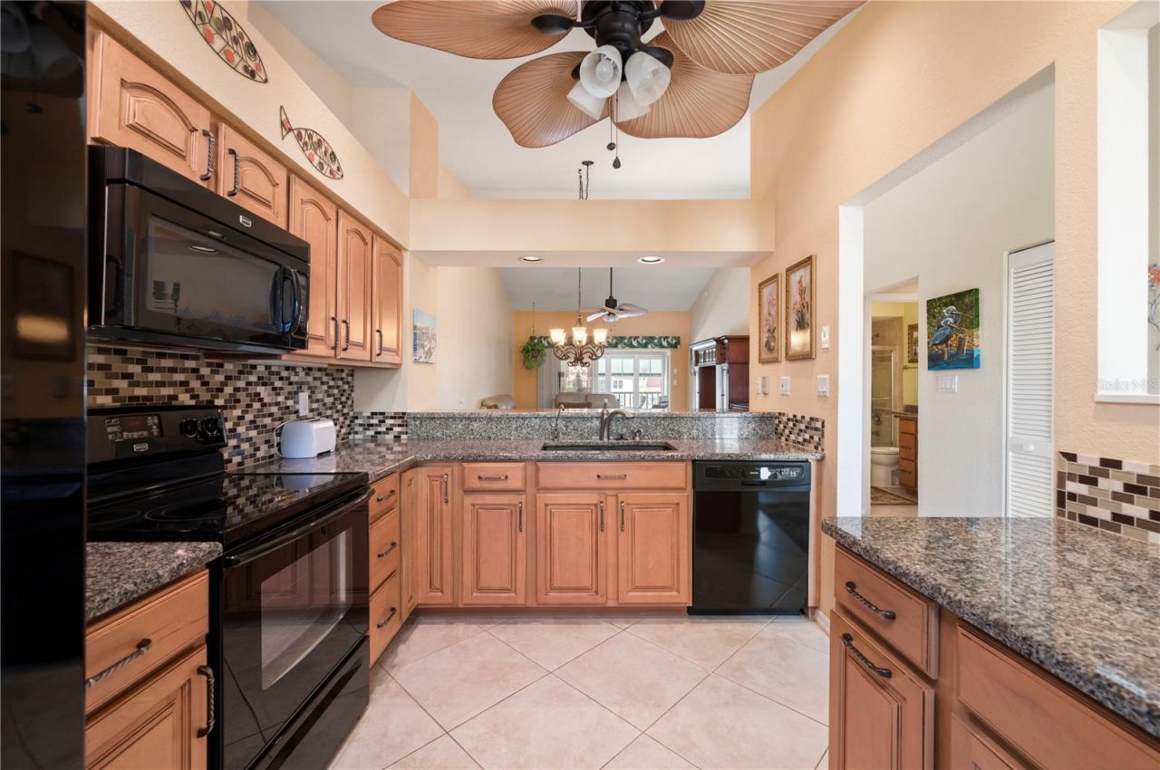 220 Coldeway Drive , Unit 123, Punta Gorda, FL 33950 Photo