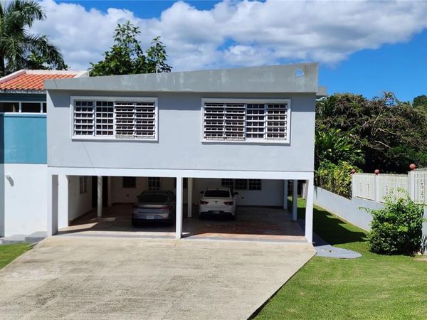 PR 921 KM 2.2, LAS PIEDRAS, PR 00771