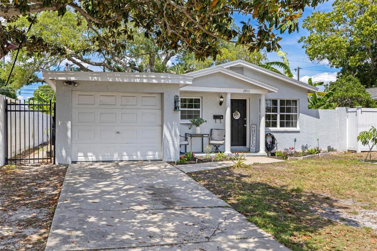 3911 12th Avenue N, Saint Petersburg, FL 33713 Main Photo