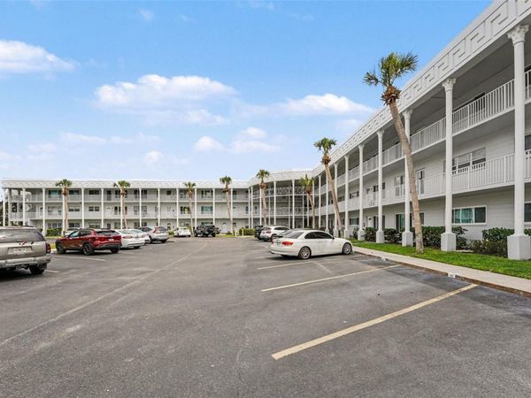 2449 COLUMBIA DRIVE , Unit 29, CLEARWATER, FL 33763