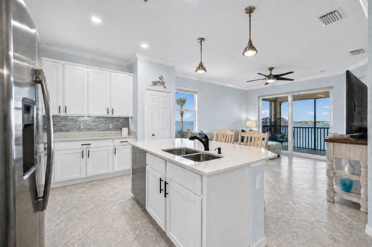 1020 Tidewater Shores Loop, Unit 301, Bradenton, FL 34208 Photo