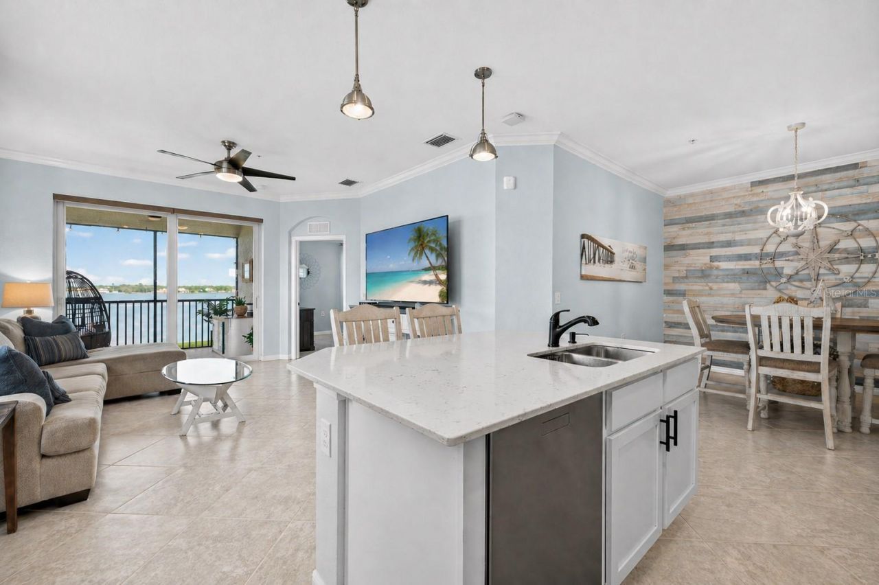 1020 Tidewater Shores Loop, Unit 301, Bradenton, FL 34208 Photo