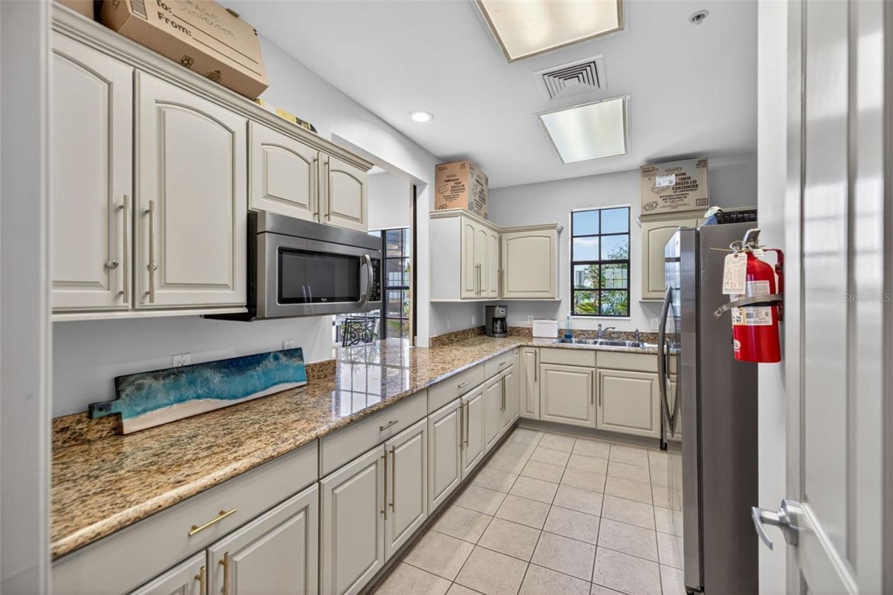 1020 Tidewater Shores Loop, Unit 301, Bradenton, FL 34208 Photo
