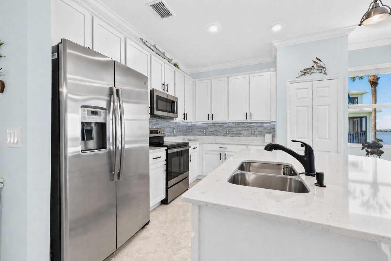 1020 Tidewater Shores Loop, Unit 301, Bradenton, FL 34208 Photo