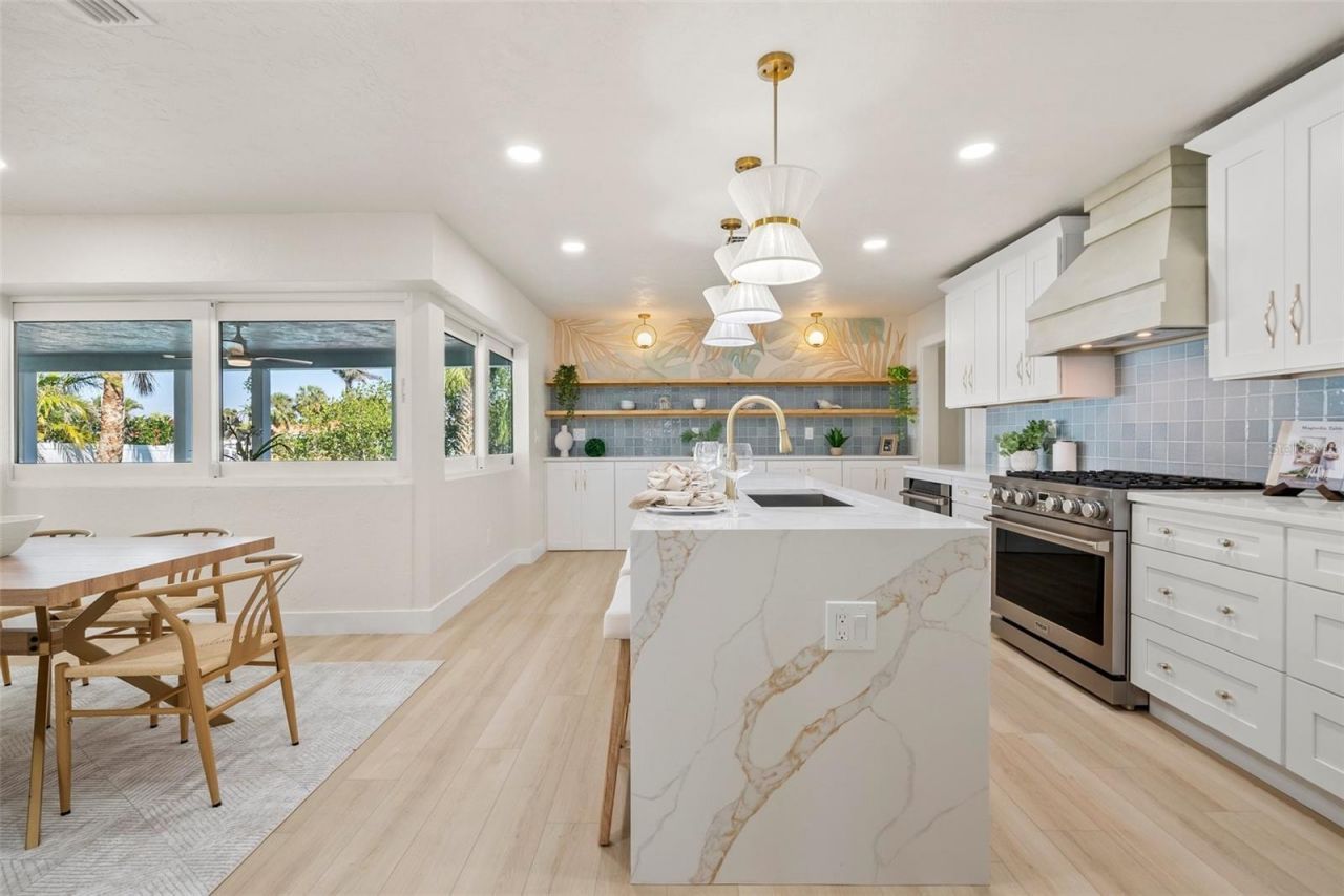 4568 40th Street S, Saint Petersburg, FL 33711 Photo