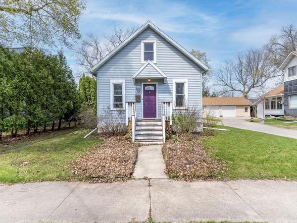 123 HARRISON STREET, Neenah, WI 54956