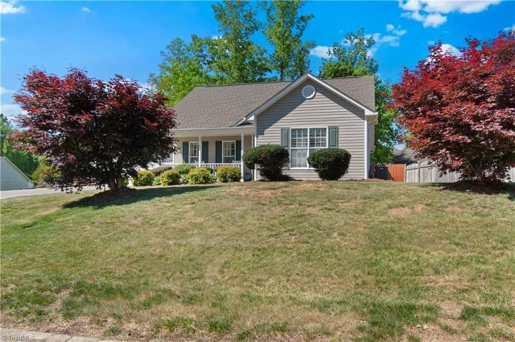 1796 Pebble Run Lane, Clemmons, NC 27012 Main Photo