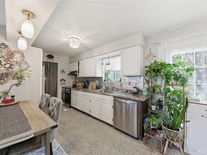 110 Stonemill Court, Monroe, OH 45050 Photo 6