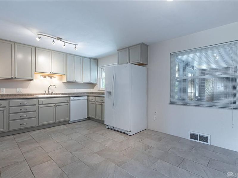 1169 Waving Willow Drive, Dayton, OH 45409 Photo 9