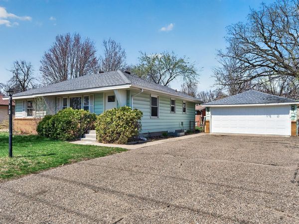 289 89th Avenue NE, Blaine, MN 55434