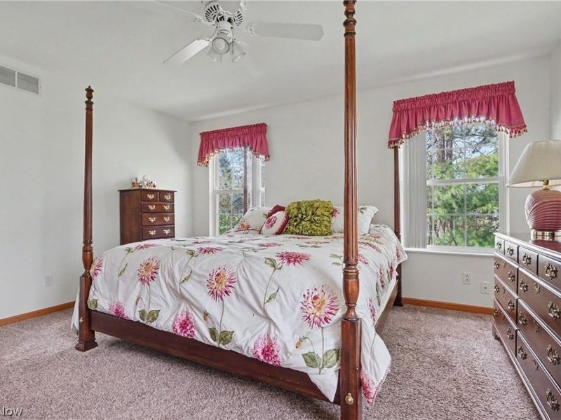 445 E Reserve Drive, Cuyahoga Falls, OH 44223 Photo 20