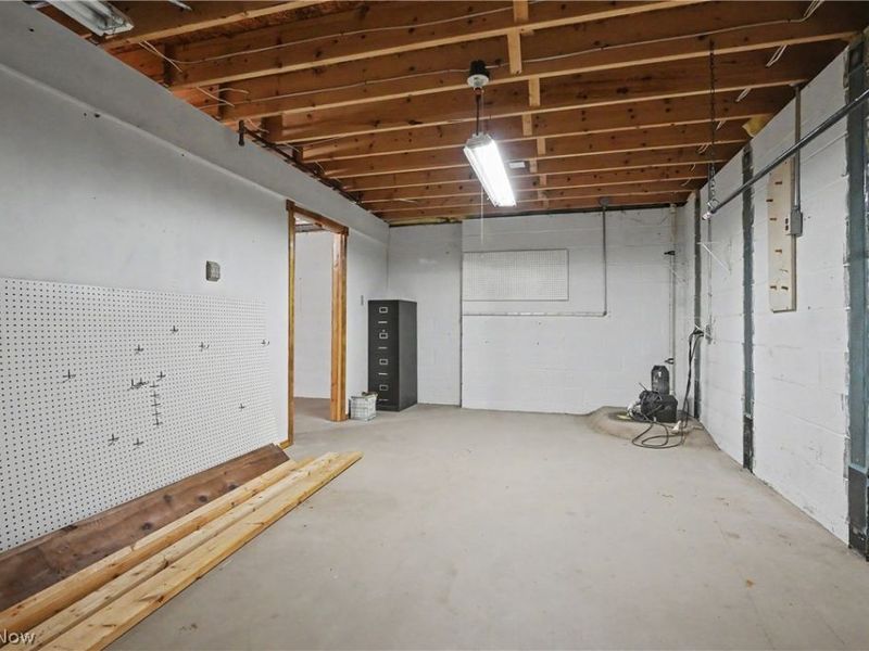 445 E Reserve Drive, Cuyahoga Falls, OH 44223 Photo 36