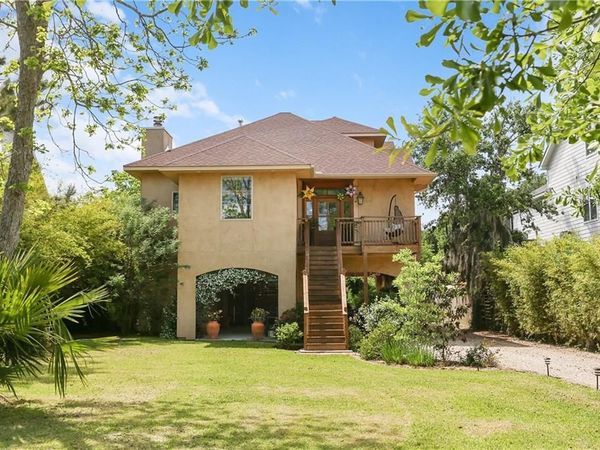 1124 MAIN Street , Madisonville, LA 70447