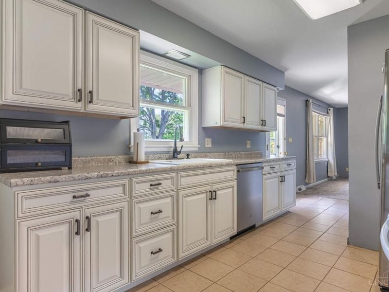 8211 Julie Marie Drive, West Chester, OH 45069 Photo 10