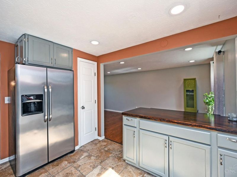 82 Orchard Knoll Drive, Reading, OH 45215 Photo 10