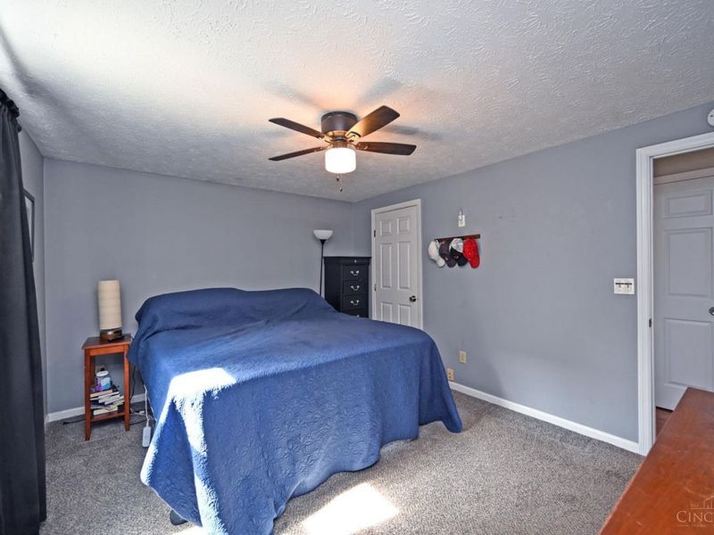 82 Orchard Knoll Drive, Reading, OH 45215 Photo 12