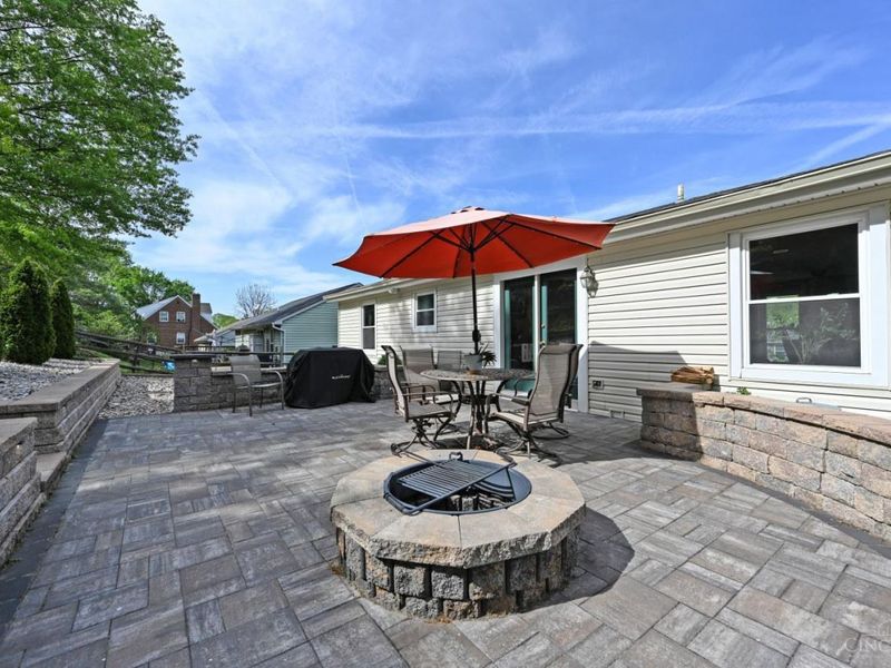 82 Orchard Knoll Drive, Reading, OH 45215 Photo 27