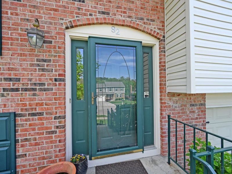 82 Orchard Knoll Drive, Reading, OH 45215 Photo 4