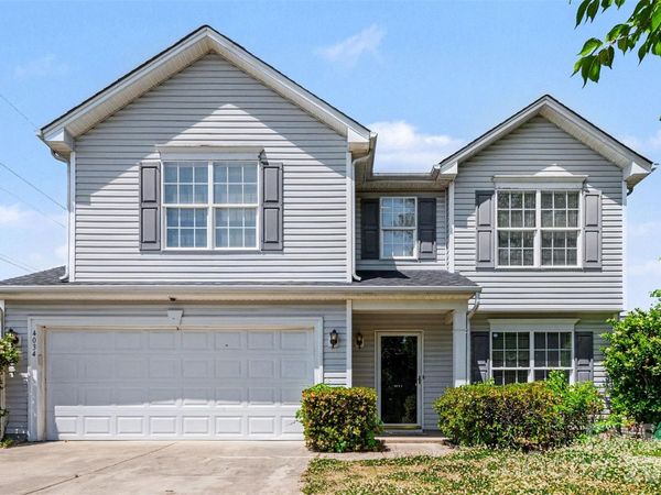 4034 Woolcott Avenue, Charlotte, NC 28213