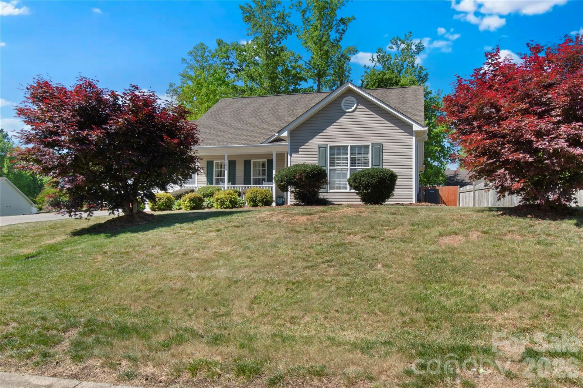 1796 Pebble Run Lane, Clemmons, NC 27012 Main Photo