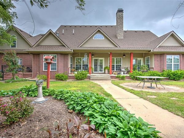 302 Spring Creek Road , Lowell, AR 72745