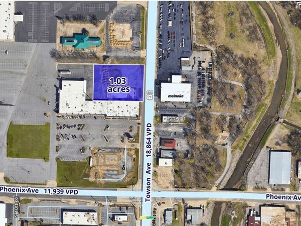 Towson Avenue , Fort Smith, AR 72901