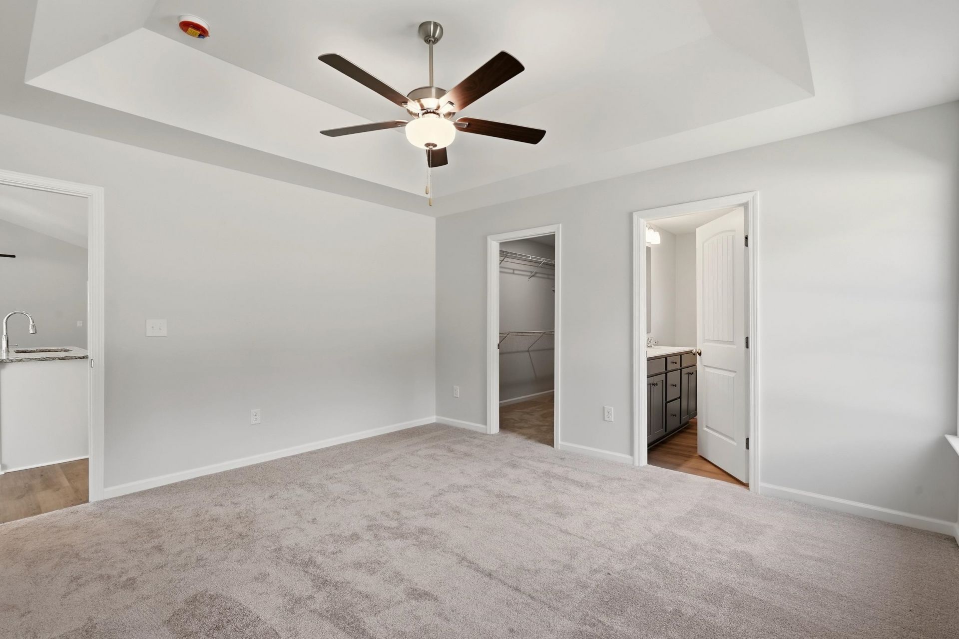 54 Bennington Ct Photo 10