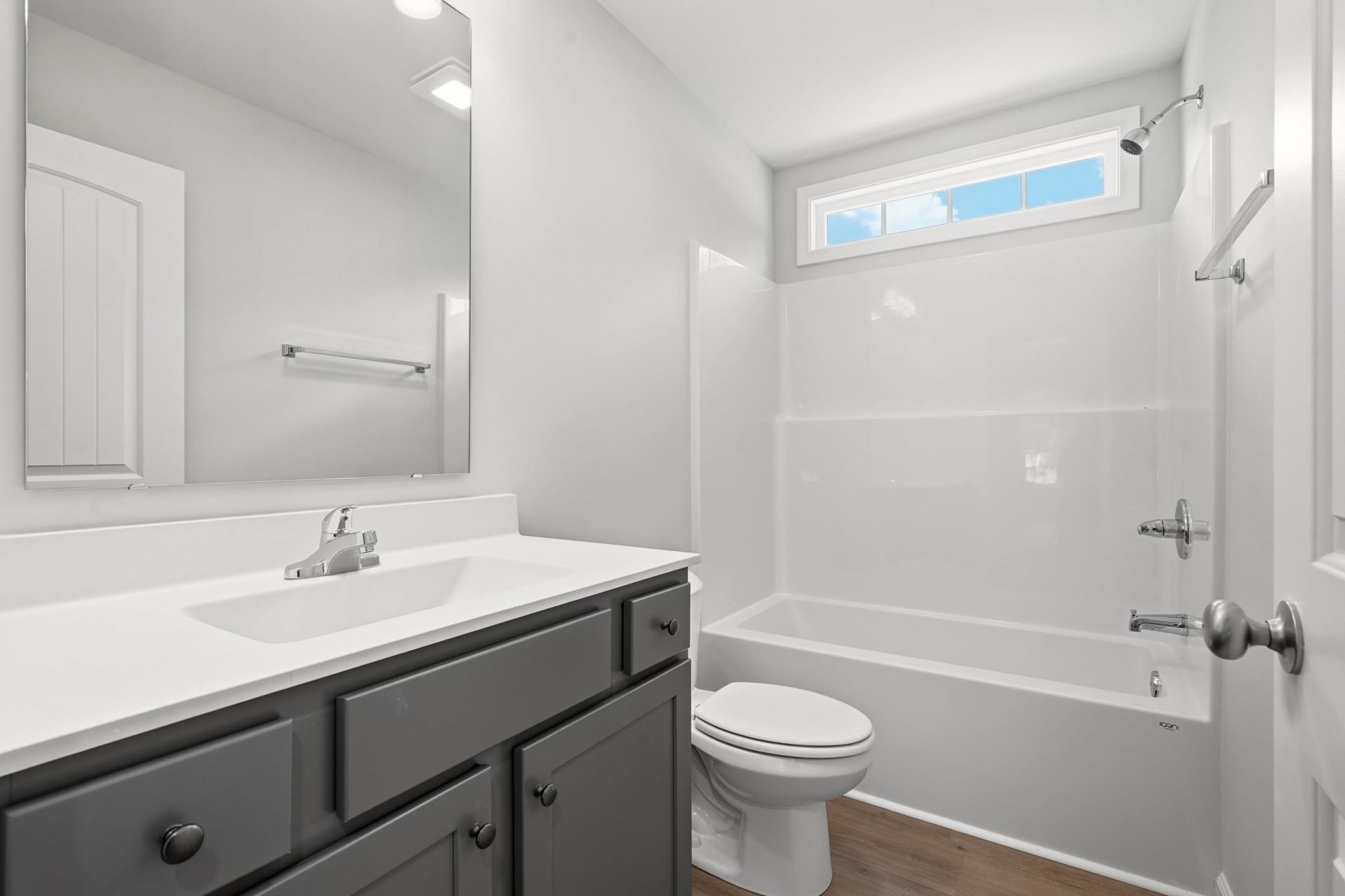 54 Bennington Ct Photo 14