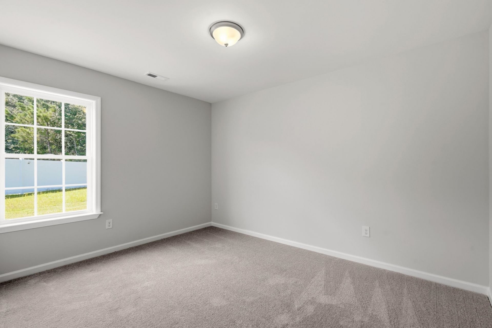 54 Bennington Ct Photo 15