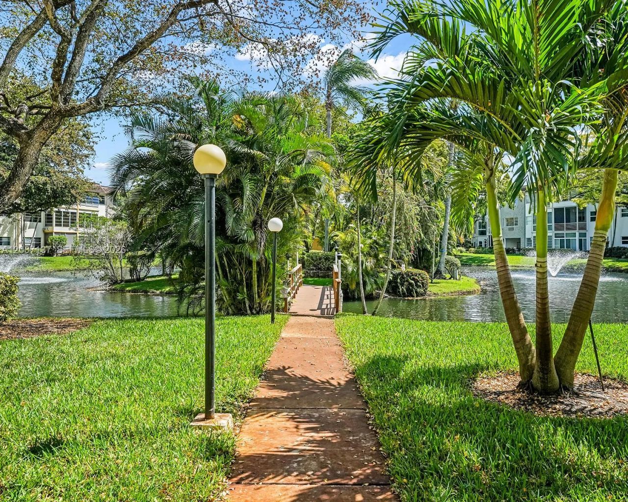 5171 W Oakland Park Blvd , Unit 106, Lauderdale Lakes, FL 33313 Photo