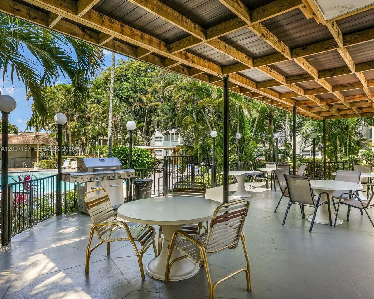 5171 W Oakland Park Blvd , Unit 106, Lauderdale Lakes, FL 33313 Photo