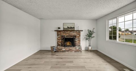 375 Gleeson Way, Sparks, NV 89431 Photo