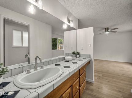 375 Gleeson Way, Sparks, NV 89431 Photo