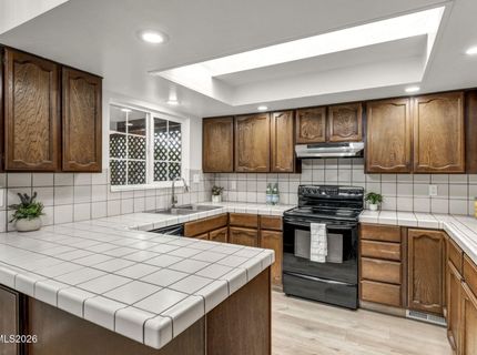 375 Gleeson Way, Sparks, NV 89431 Photo