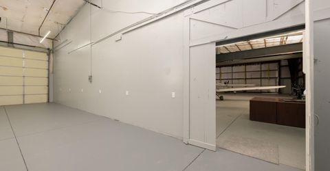 1130 B Airport Road, Minden, NV 89423 Photo