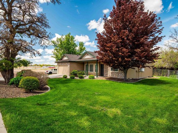 500 E Victory Rd, Meridian, ID 83642