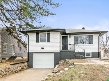 4625 Camden Avenue , Omaha, NE 68104