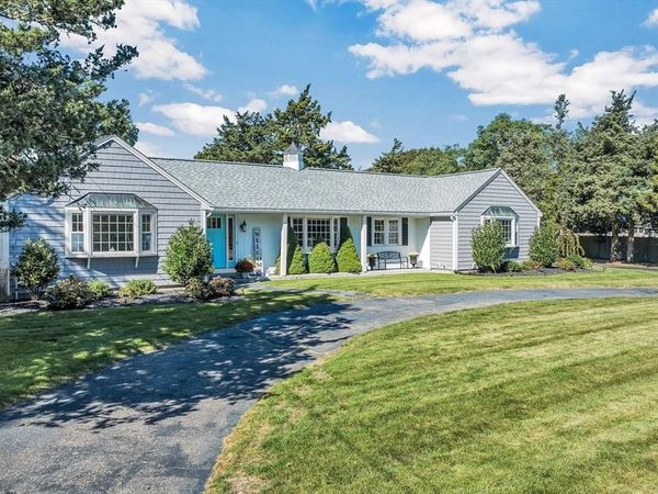 229 S Sea Ave, Yarmouth, MA 02673