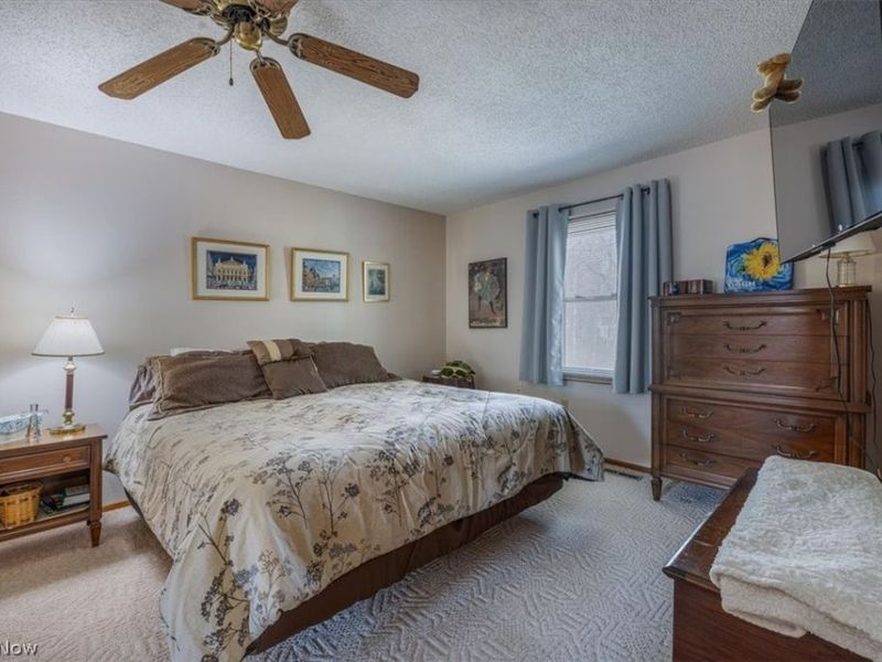 14272 E Hartford Drive, Strongsville, OH 44136 Photo 18