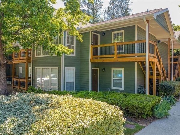204 Berkeley Woods Drive, Unit 204, Duluth, GA 30096