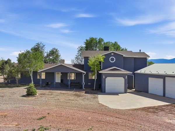 855 5th St, Penrose, CO 81240